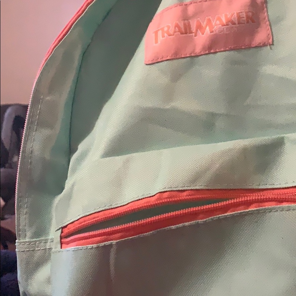 BACK-PACK